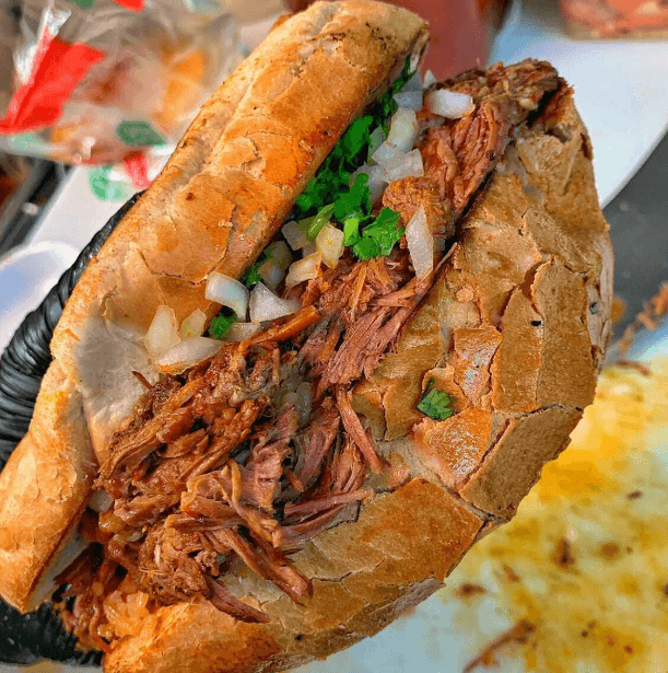 Torta de Birria de Res