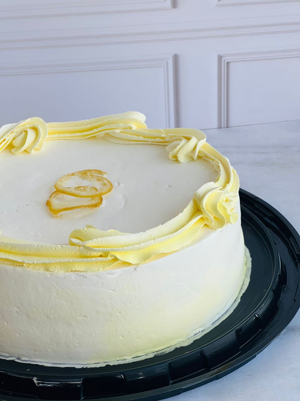 Pastel de 3 Leches de limón y frutos rojos