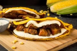Cachapa Chicharrón