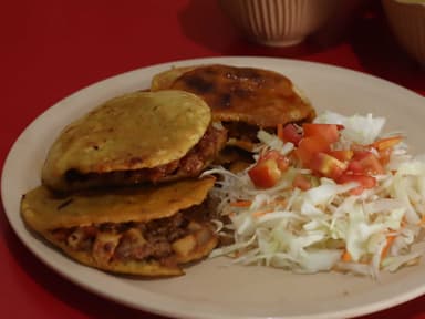 Combo - 4 Gorditas + Agua de Jamaica
