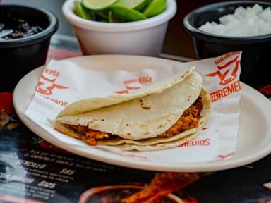 Taco de Chorizo Amarillo