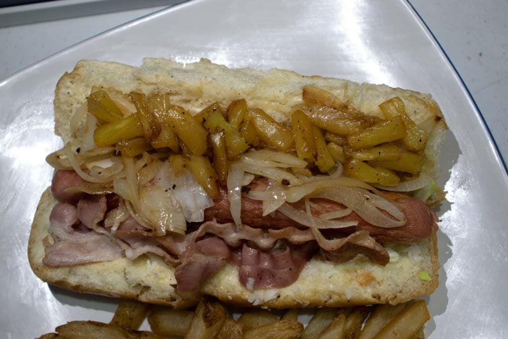 Hot Dog con Piña Jumbo