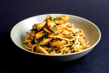 Pasta Yakidon Pollo