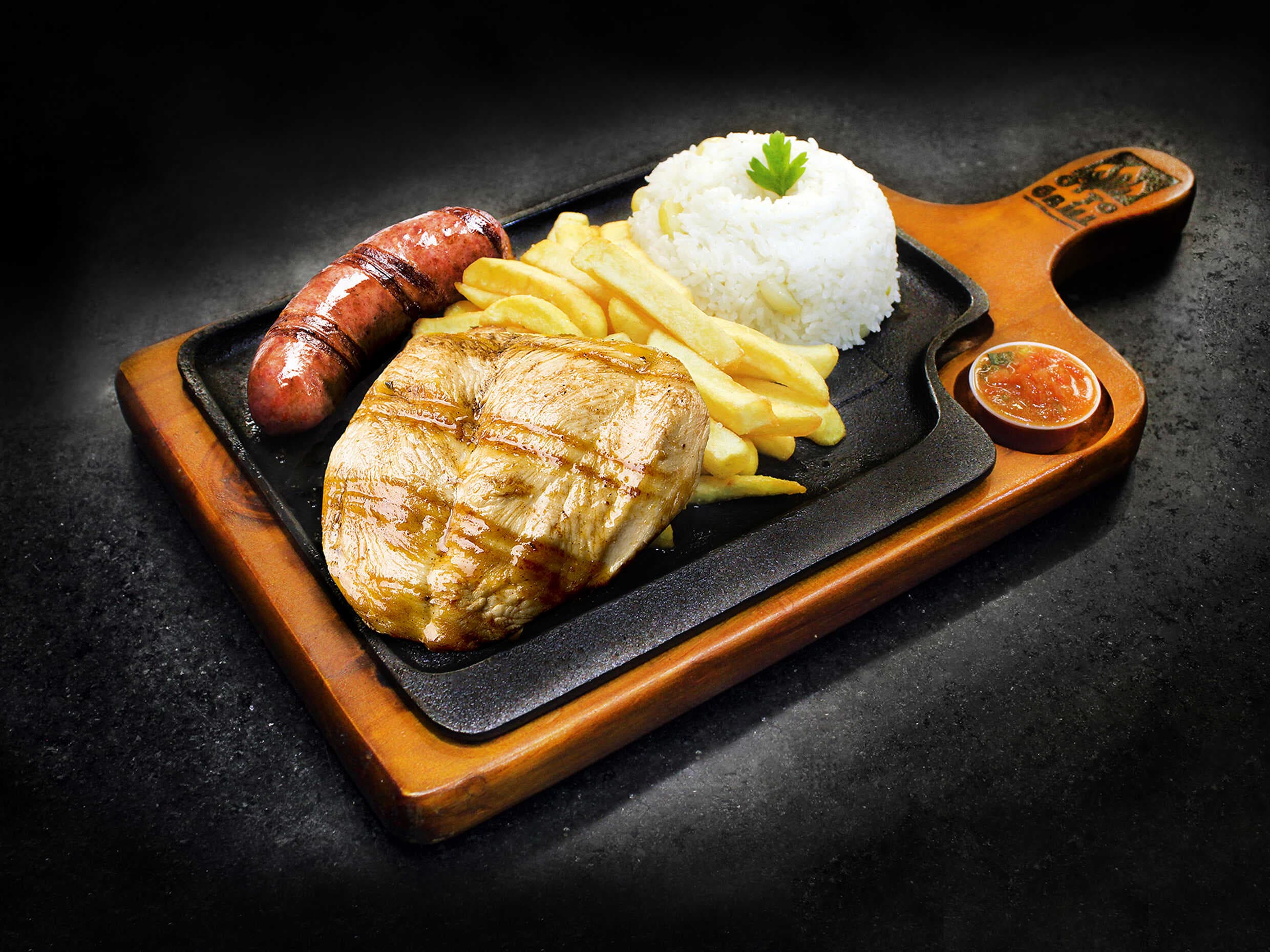 Pechuga Parrillera con Chorizo