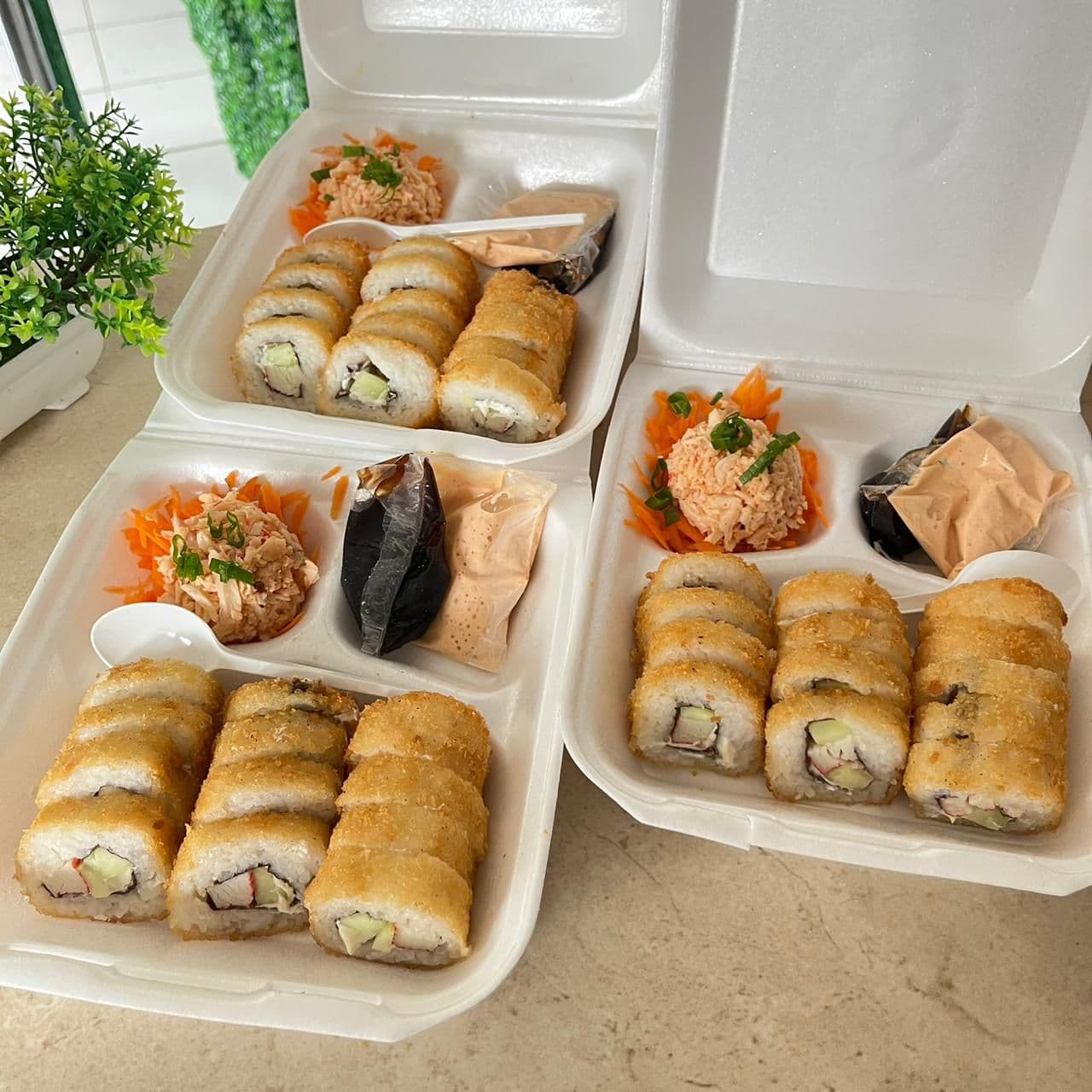 3 Rollos california