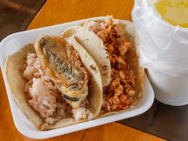 Promo 7 (2 Tacos + 1/2 Lt Agua Fresca)