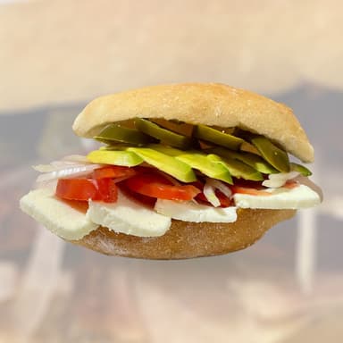 Torta de Queso Blanco con Aguacate