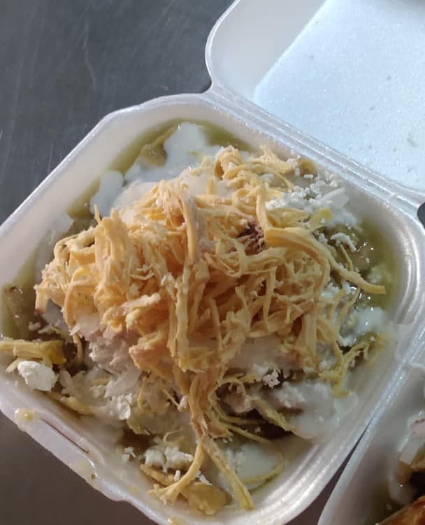 Chilaquiles con Quesillo