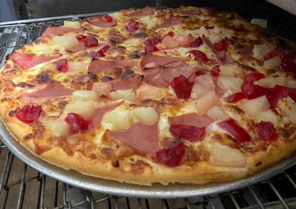 Pizza Hawaiana