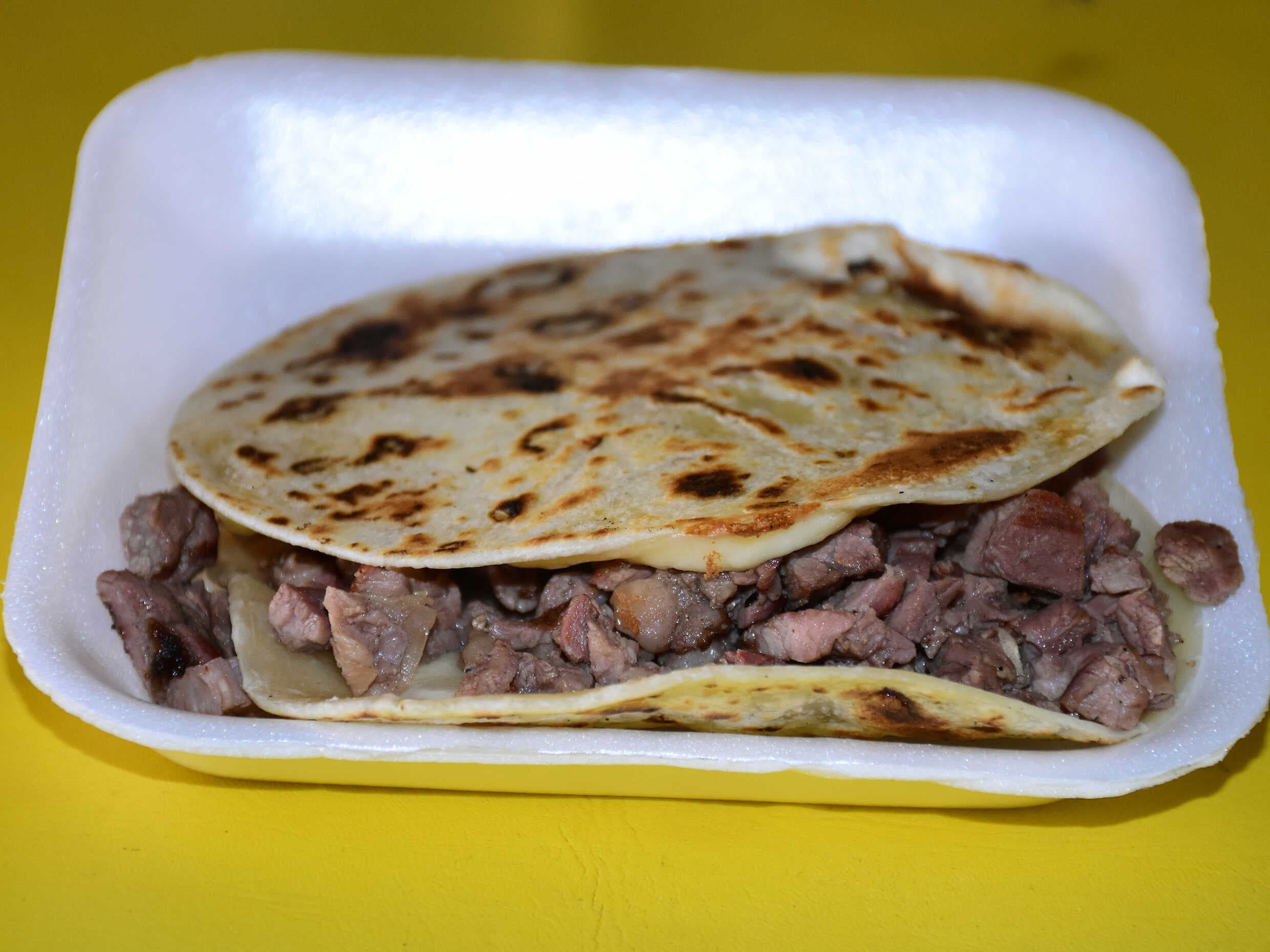 Quesadilla con Carne