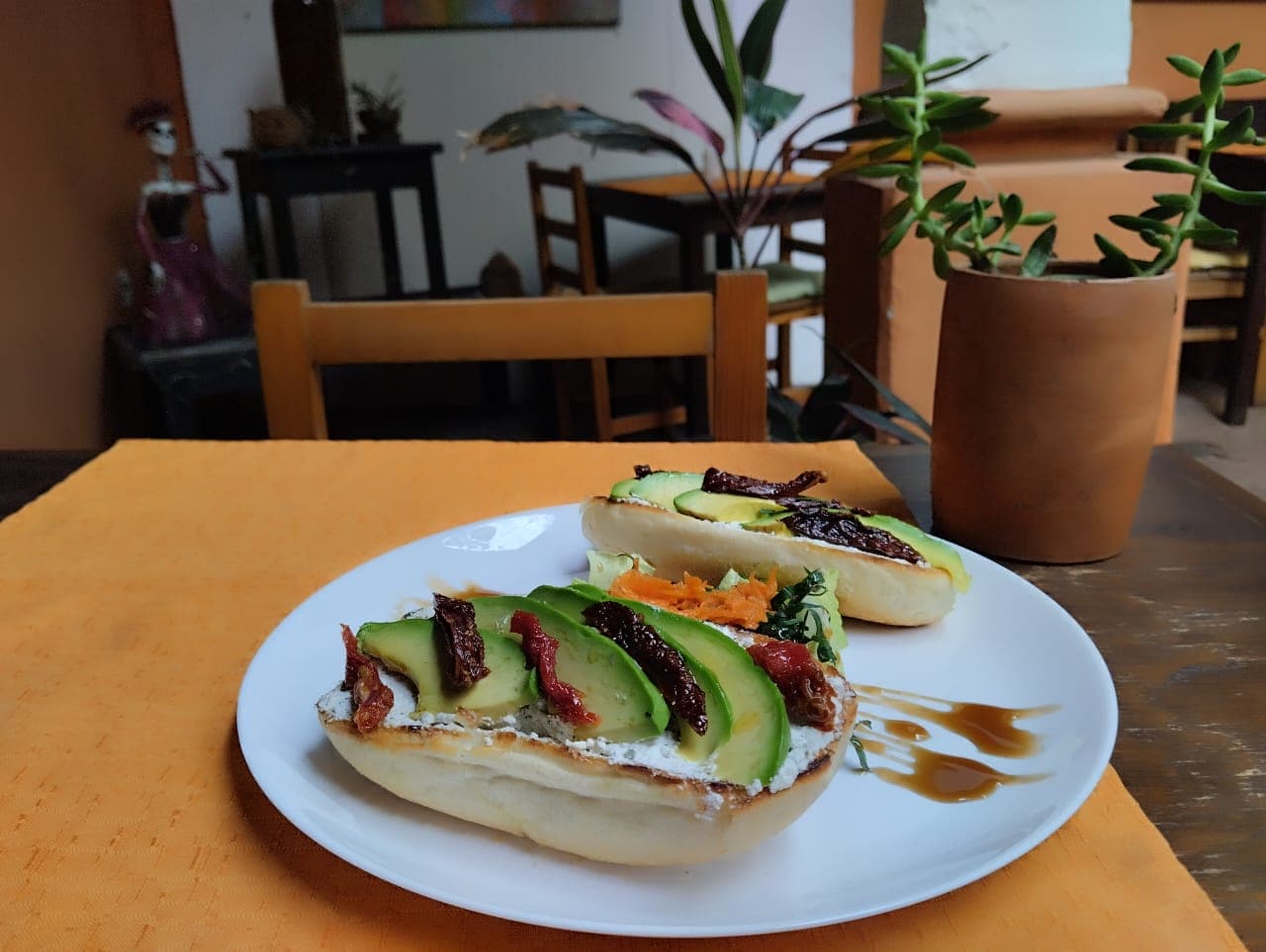 Molletes de Requesón Vegetariano