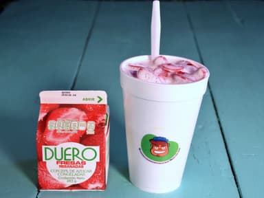 Fresas de Cajita con Crema 16 oz