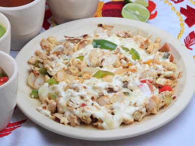 Alambre de Pollo con Queso