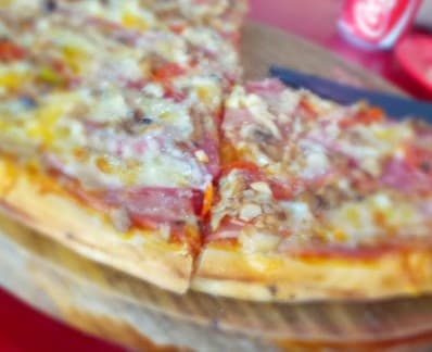 Pizza Grande de Jamon