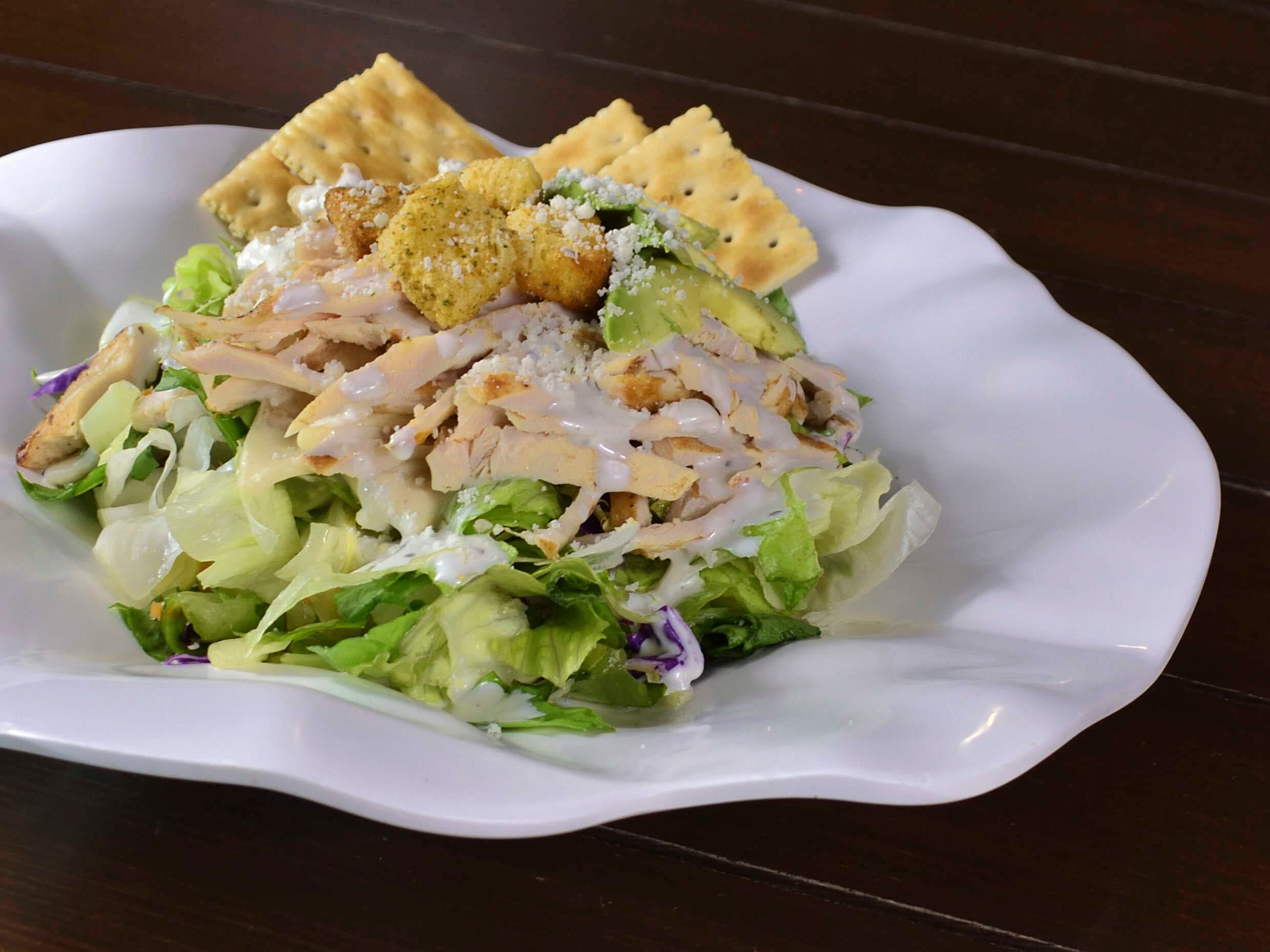 Ensalada de Pollo Chona