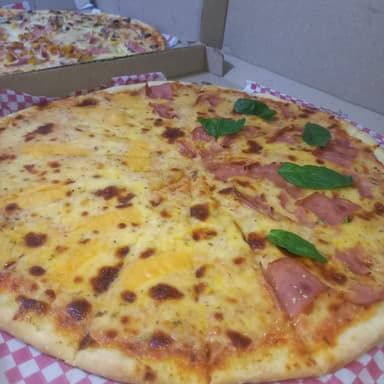 Pizza Boloñesa Personal 4 Porciones