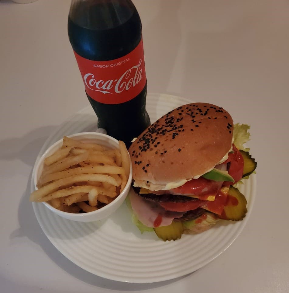 Hamburguesa Bacon Crazy BBQ con Papas