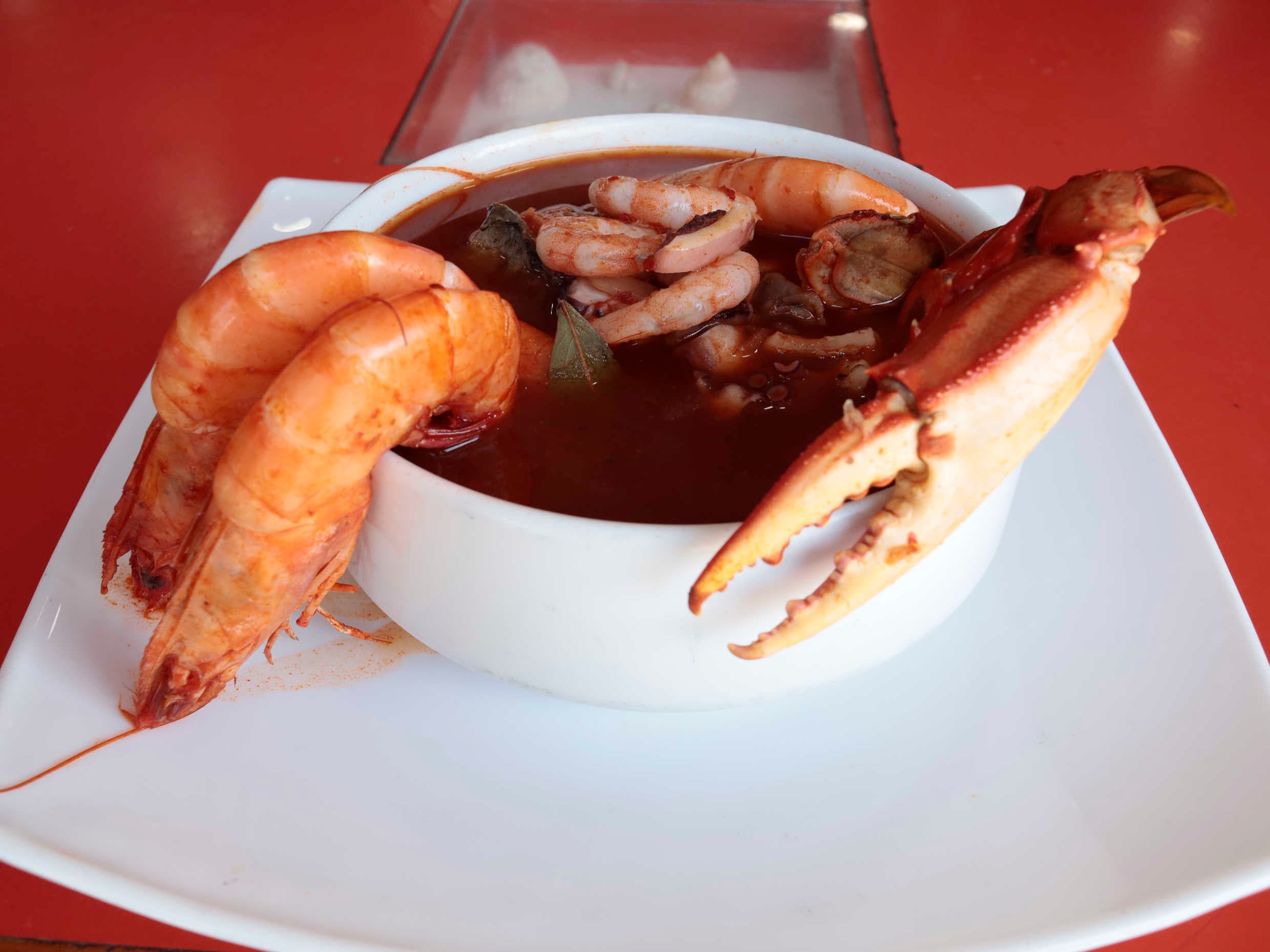 Caldo Especial de la Tía Licha