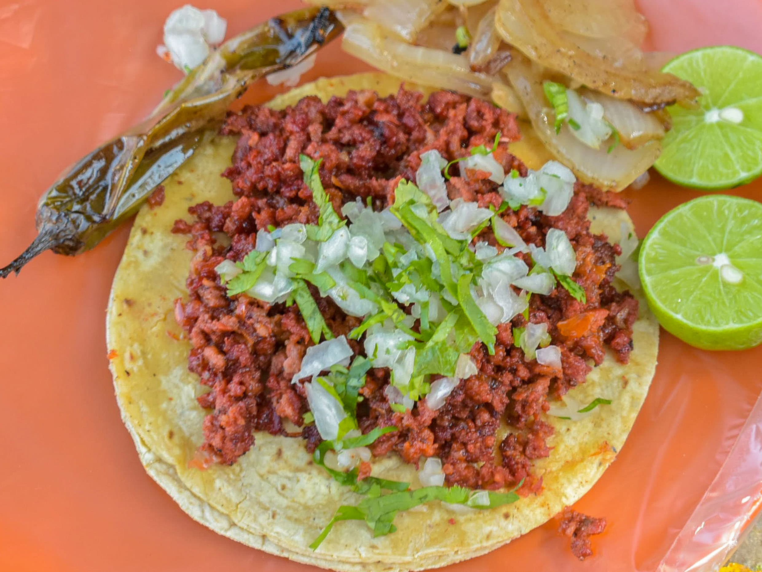 Tacos de Salchichón