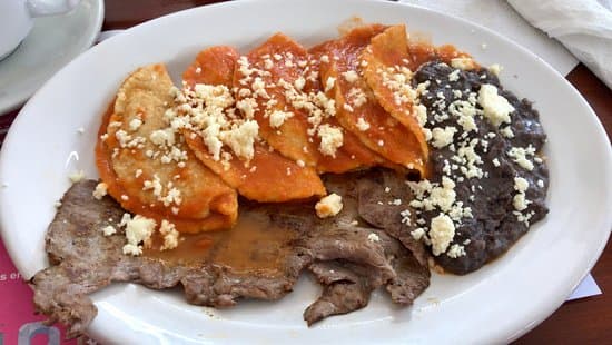 Orden de 4 Enchiladas Rojas de Queso con Bistec