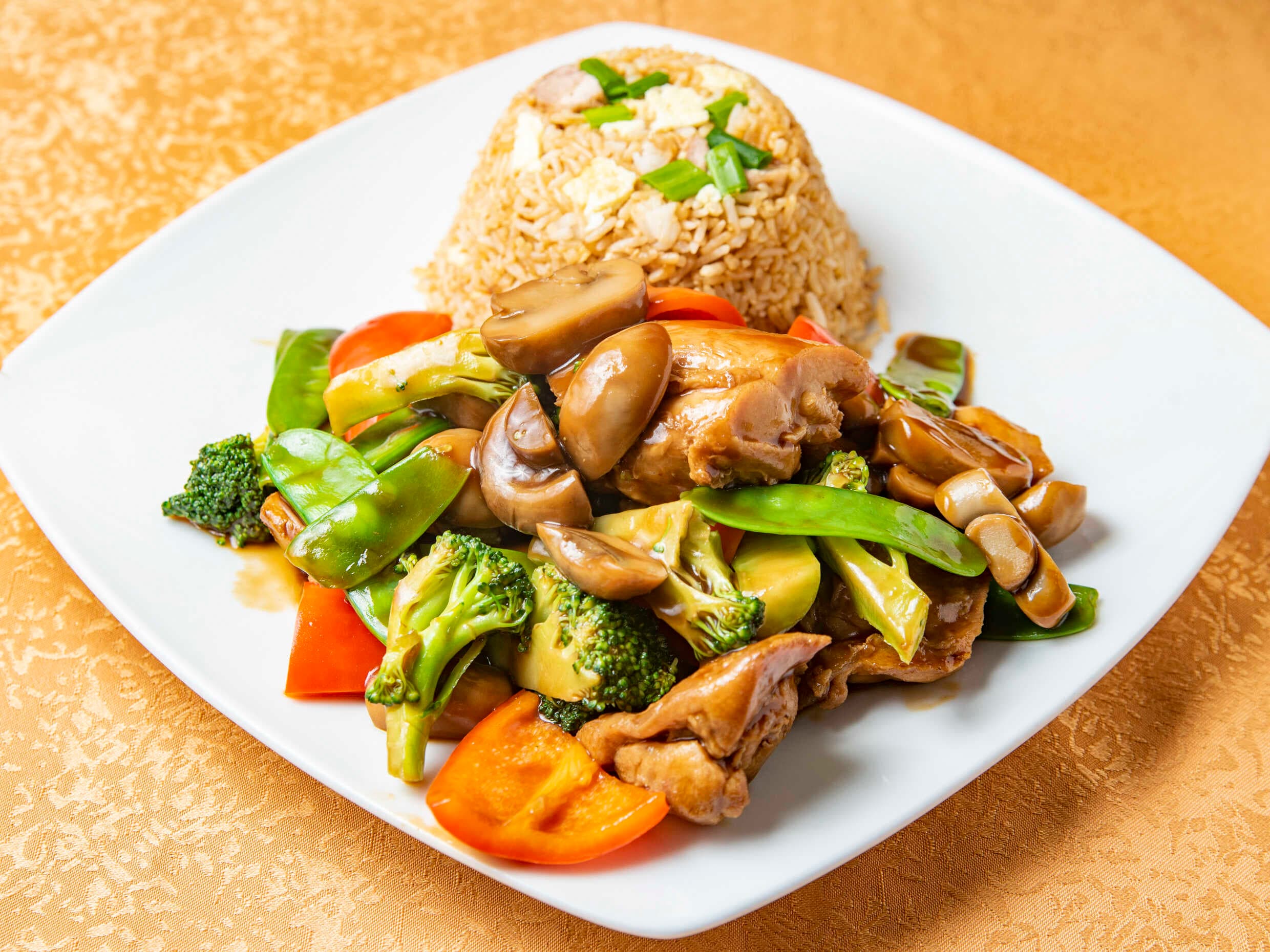 Pollo con Champiñones