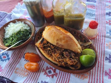 Lonche de birria..