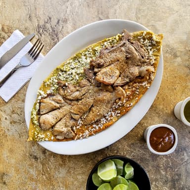 Gordita de Costilla + 1/2L Agua de Sabor