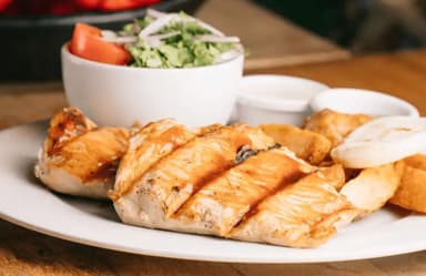Sudado De Pollo + Bebida