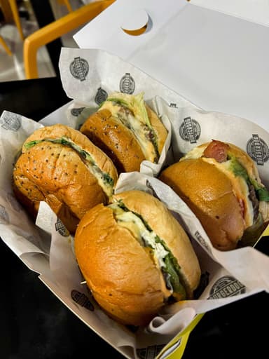 Burger 4 Pack