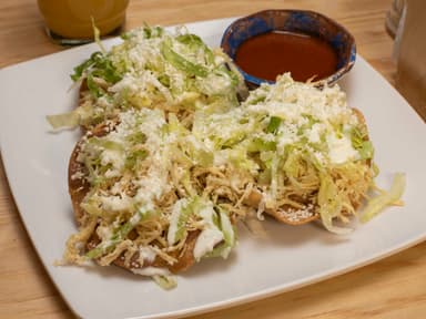 Orden de Tostada con Pollo (3)