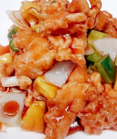 Trozo de pollo en salsa agridulces