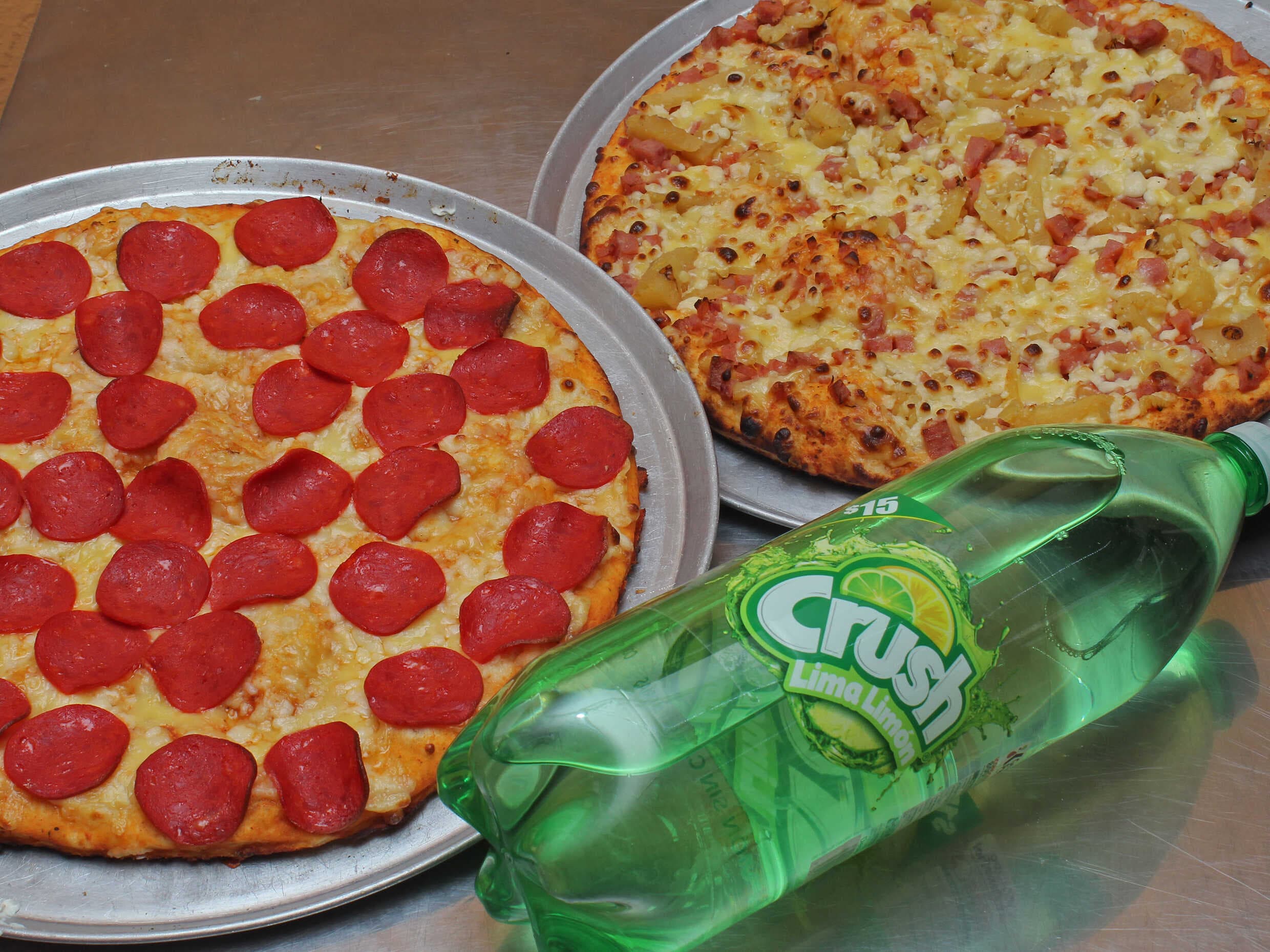 2 Pizzas Jumbos, Refresco 2 Litros