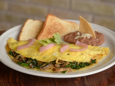 Omelette con Espinaca y Champiñones