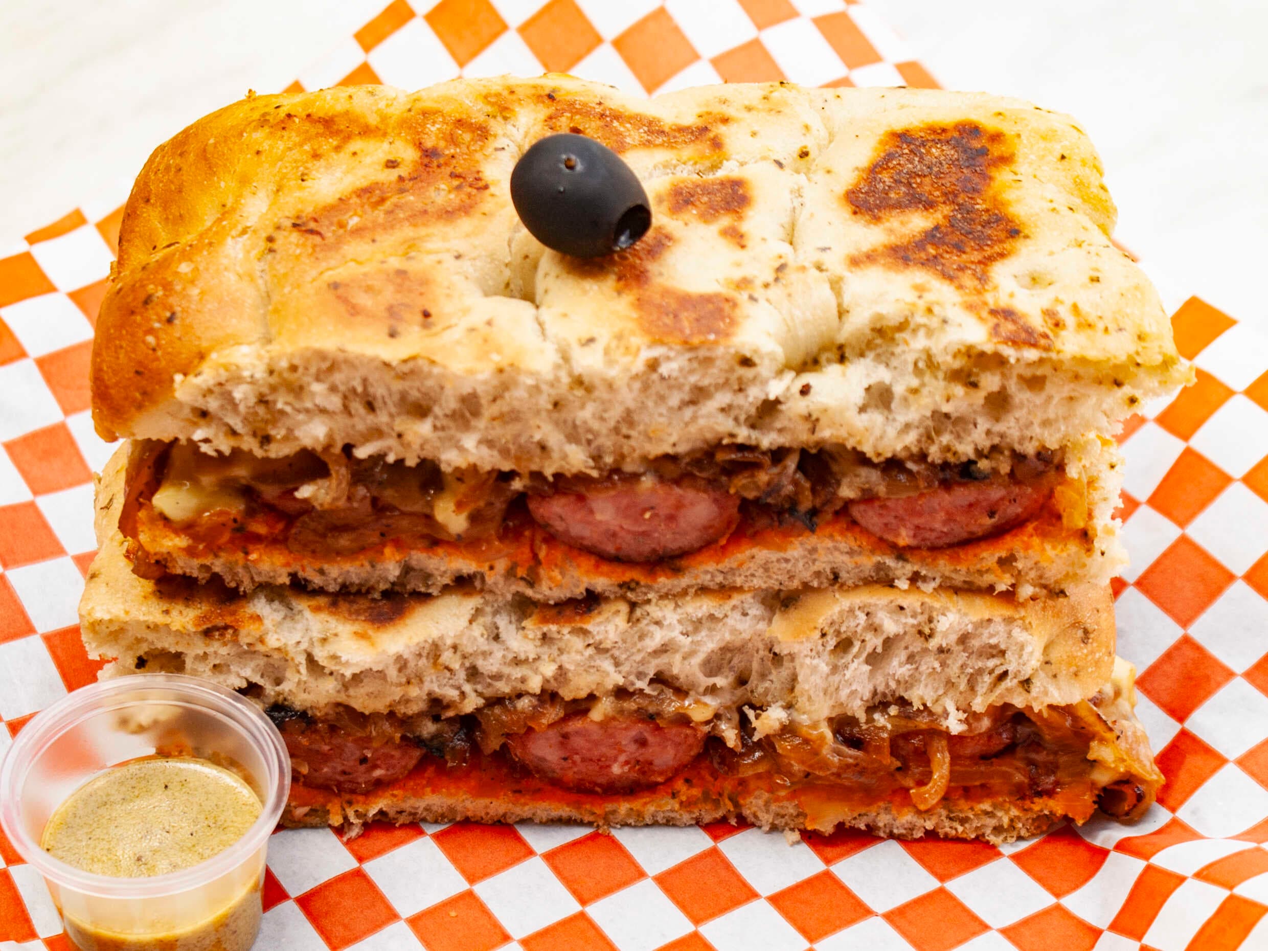 Sandwich Focaccia Deluxe