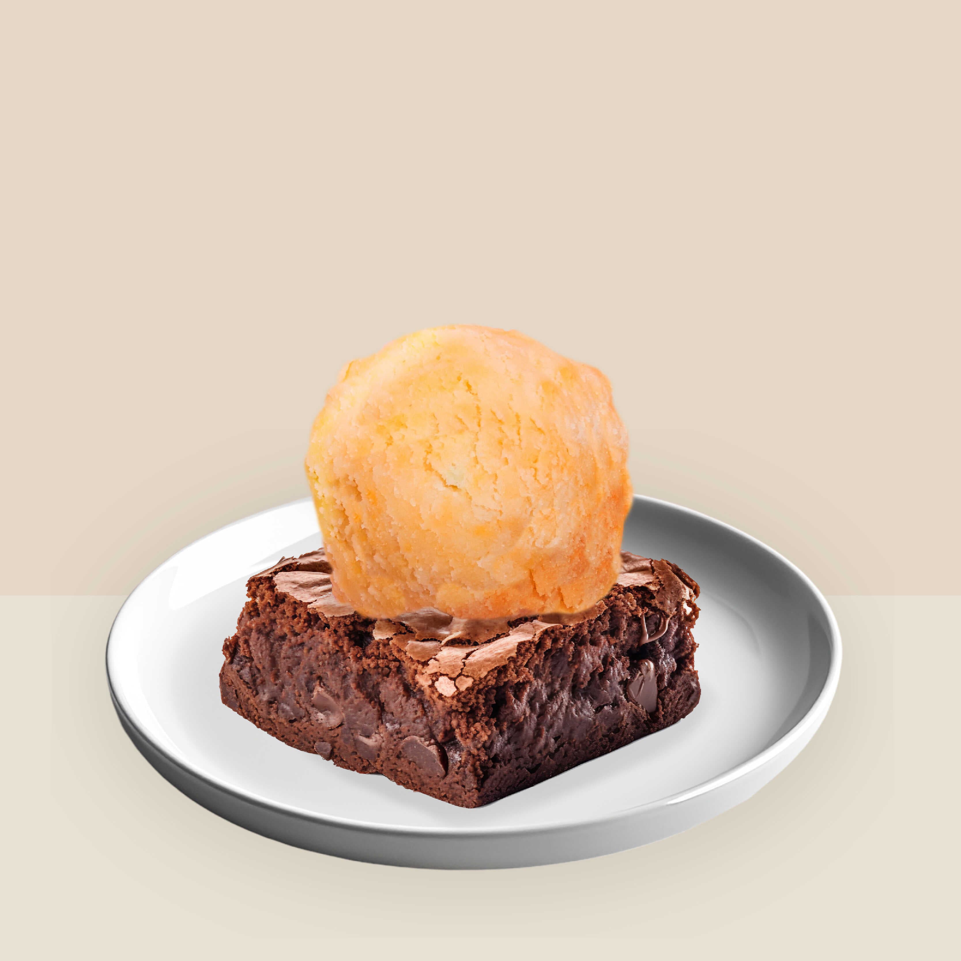 Brownie con Helado Tropical de Mandarina