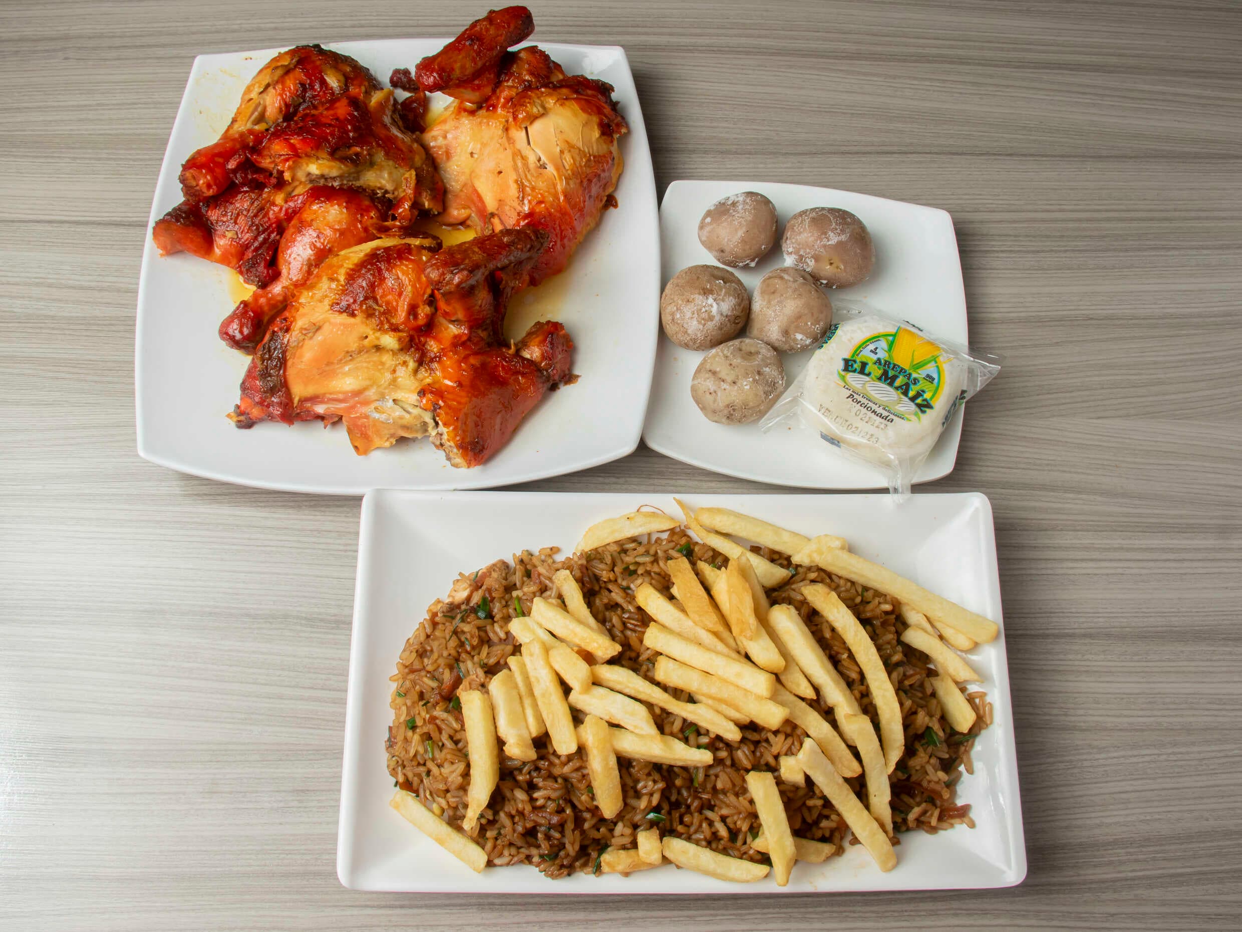 Arroz Chino + 1 Pollo Asado