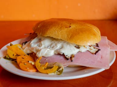 Torta de Jamon con Queso