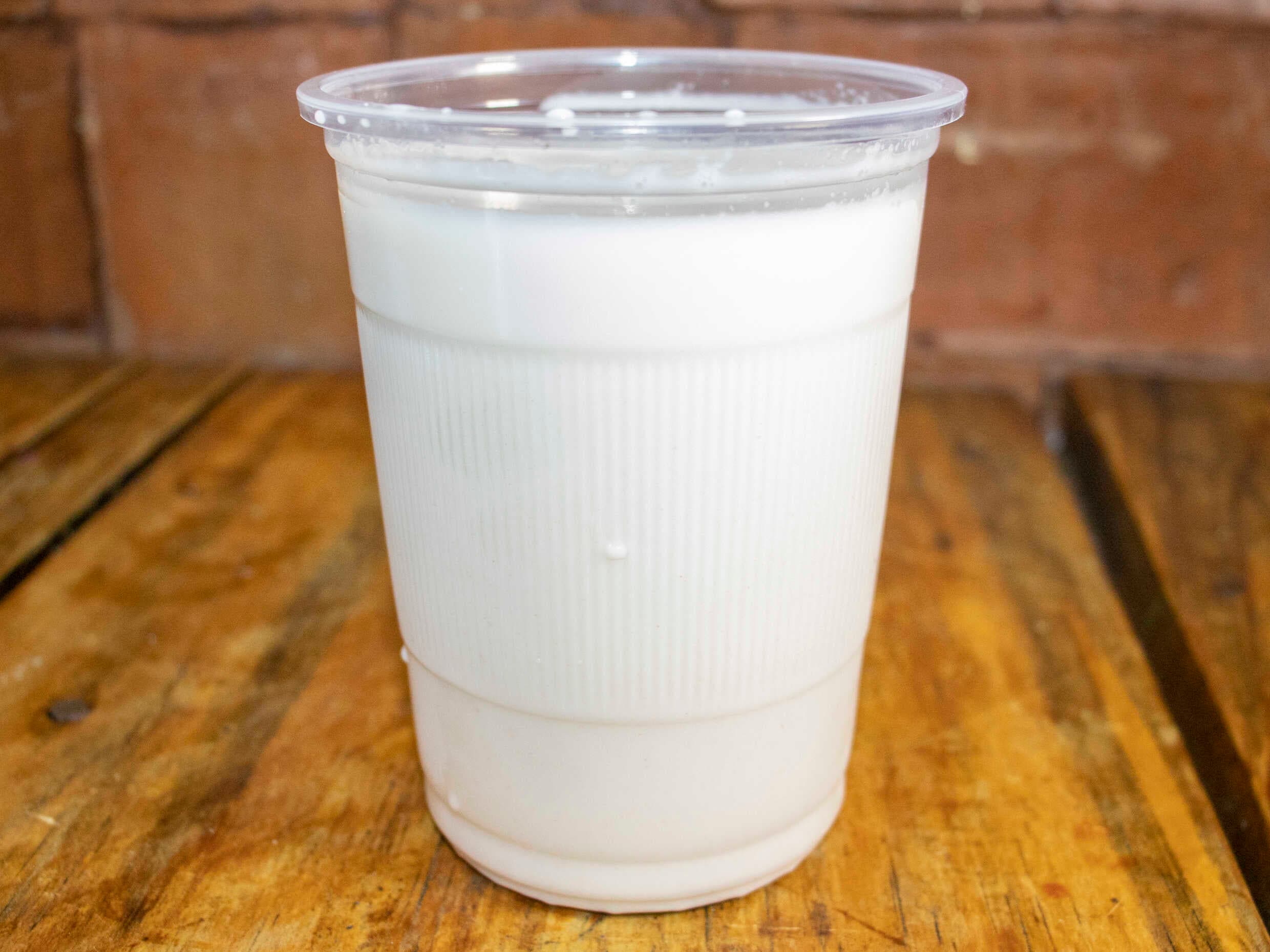 Agua de horchata de medio
