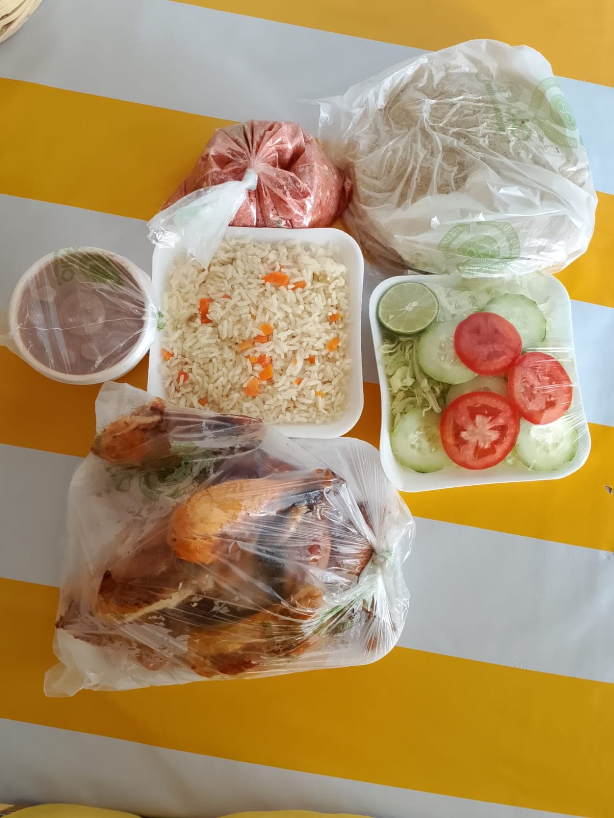 Pollo Asado Estilo Sinaloa + 4 Complementos