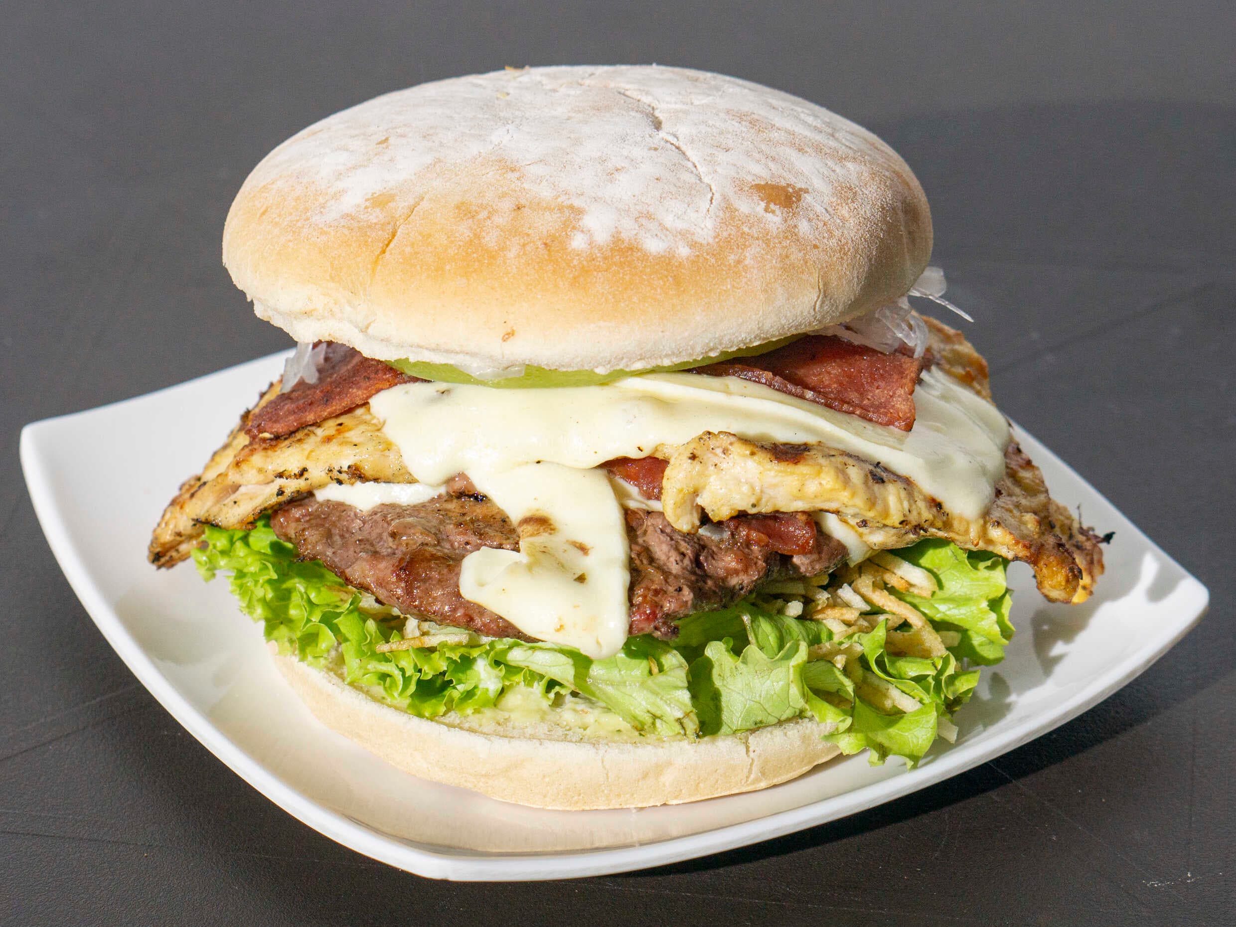 Hamburguesa Mixta Res y Pollo 125g c/u