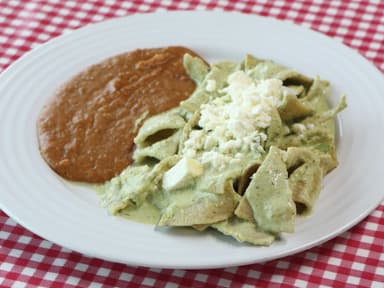 Chilaquiles Crema de Serrano