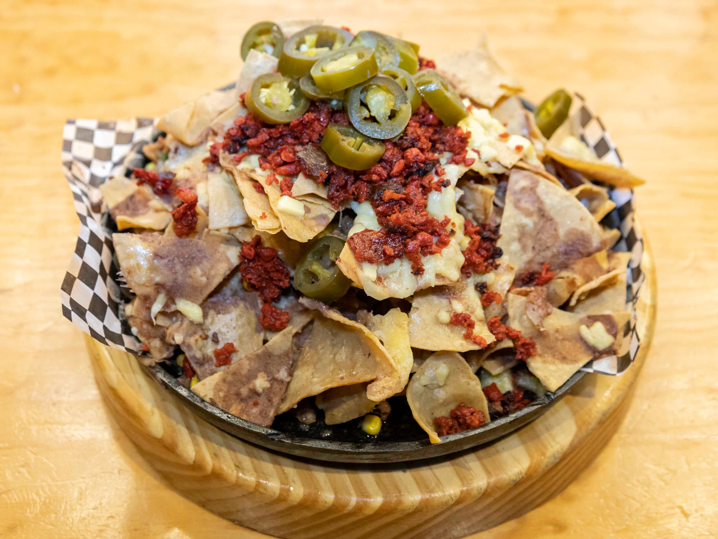 Nachos con Chorizo