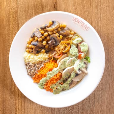 Arma tu en salada champiñones al vino y garbanzos