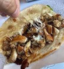 Quesadilla de Mixta con Tripa