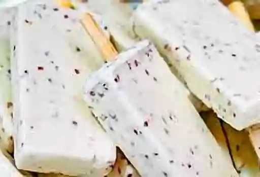 Paleta de Crema con Trozos de Nuez 110 g