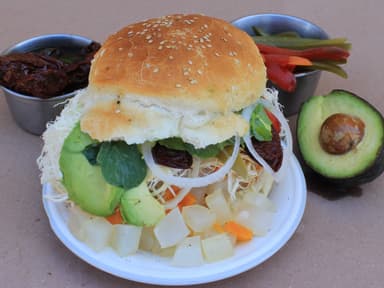 2 Cemitas de Pata
