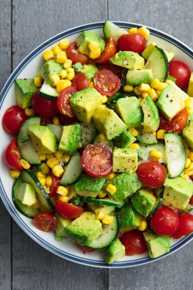 Aguacate Salad (Mediana)