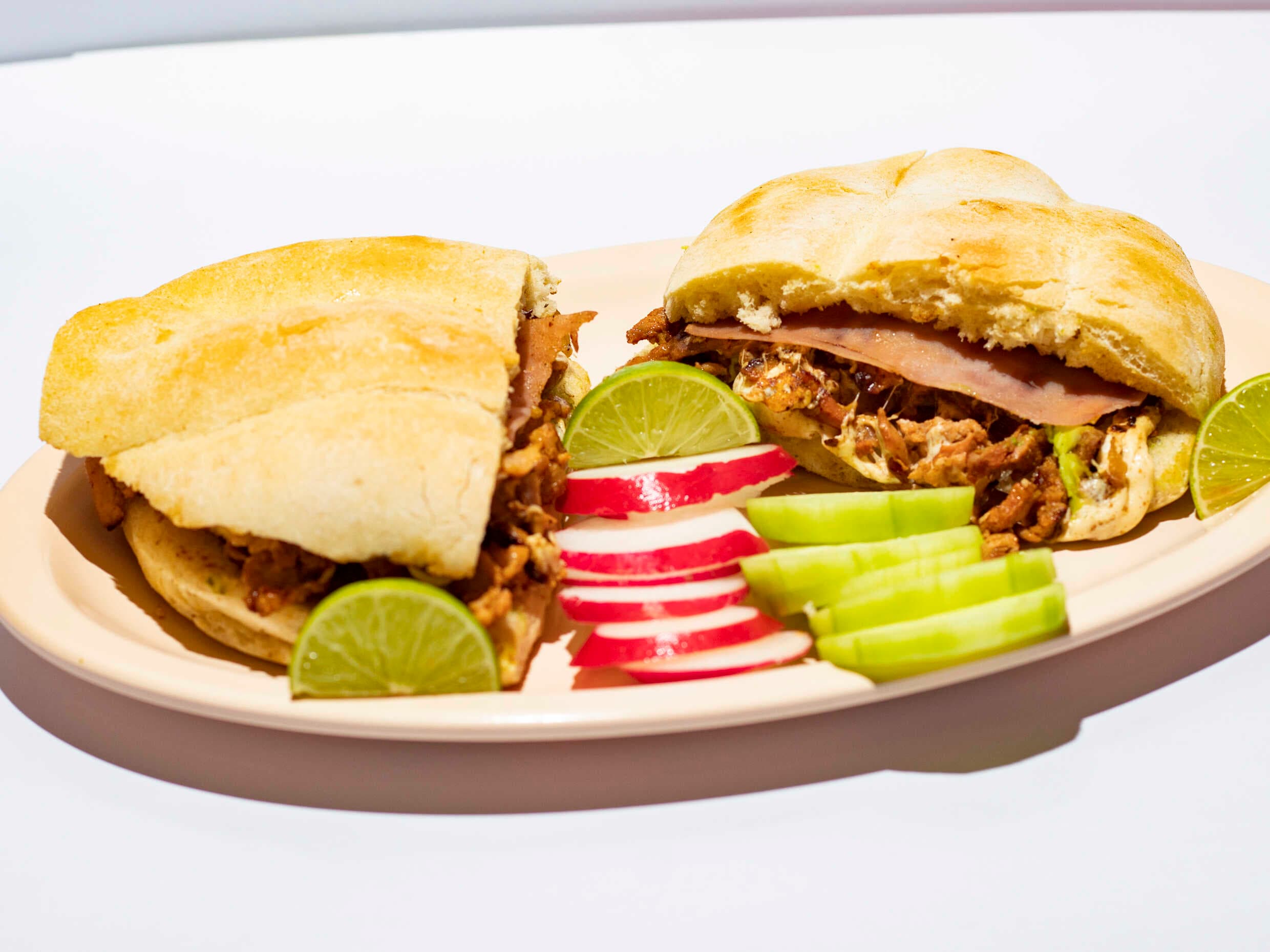 Torta Picuda + Agua del dia 1/2 LT