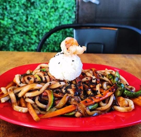 Udon Mixto