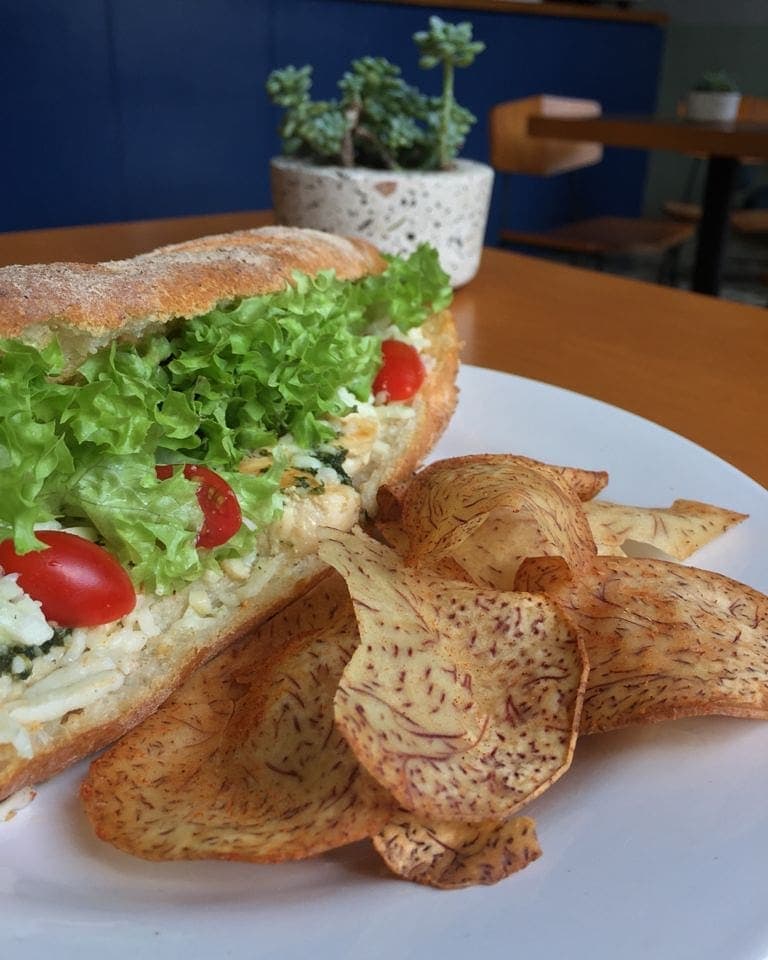Baguette Pollo + Frapuccino 16 oz